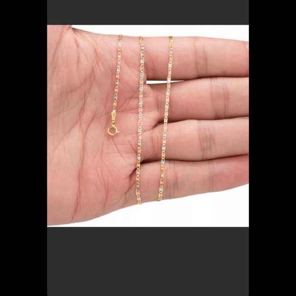 10kt Tri colored Cuban chain - Picture 2 of 2